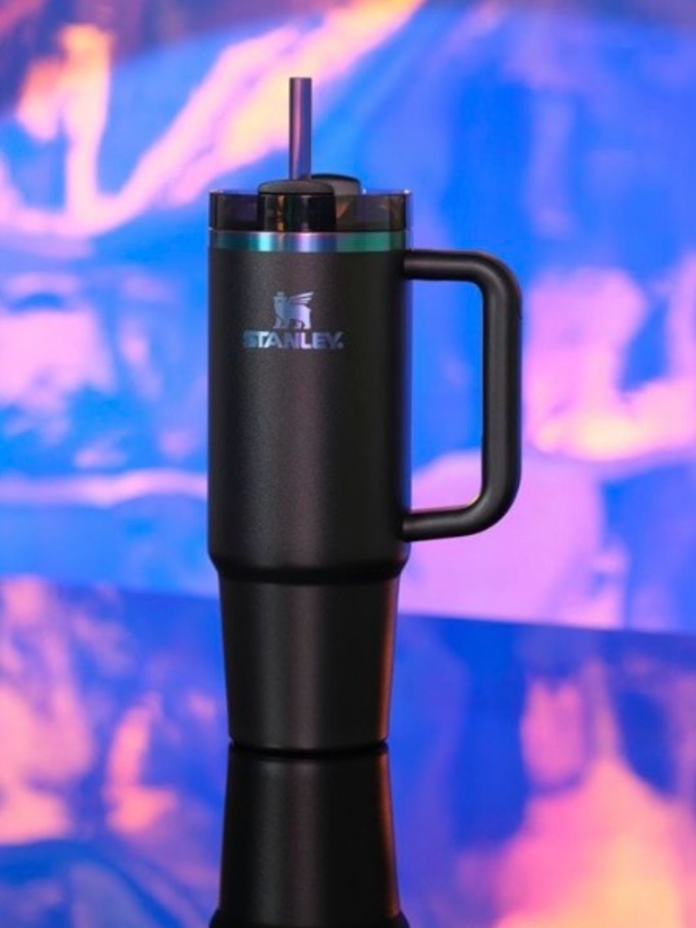 Stanley 30oz Quencher H2O Tumbler - Picture 4 of 8